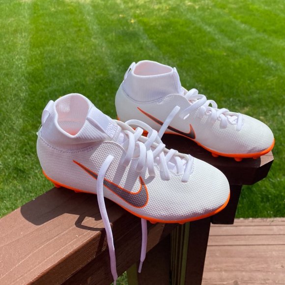 Nike Other - NIKE Mercurial Superfly 6 Club Kids cleats